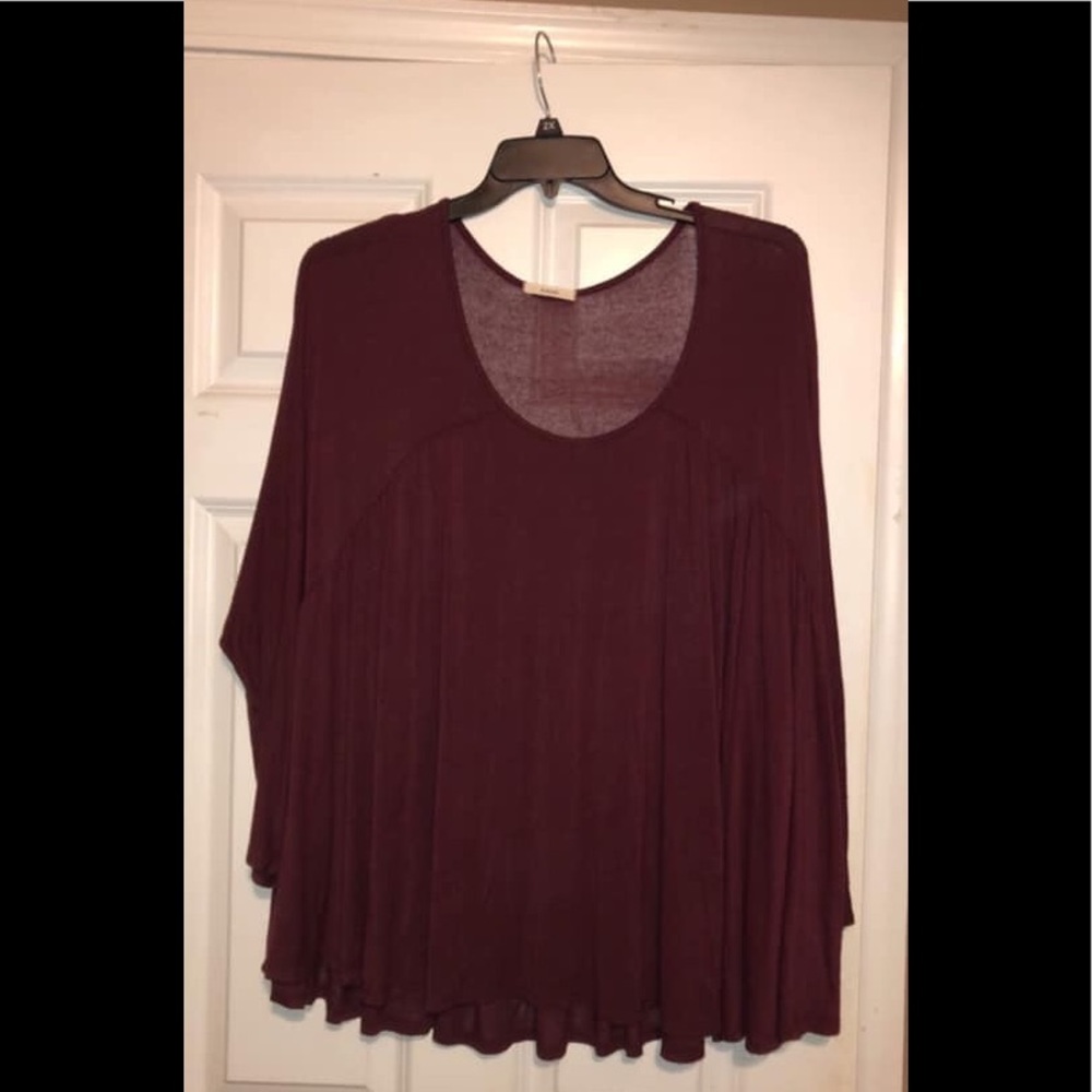 Boutique Maroon top